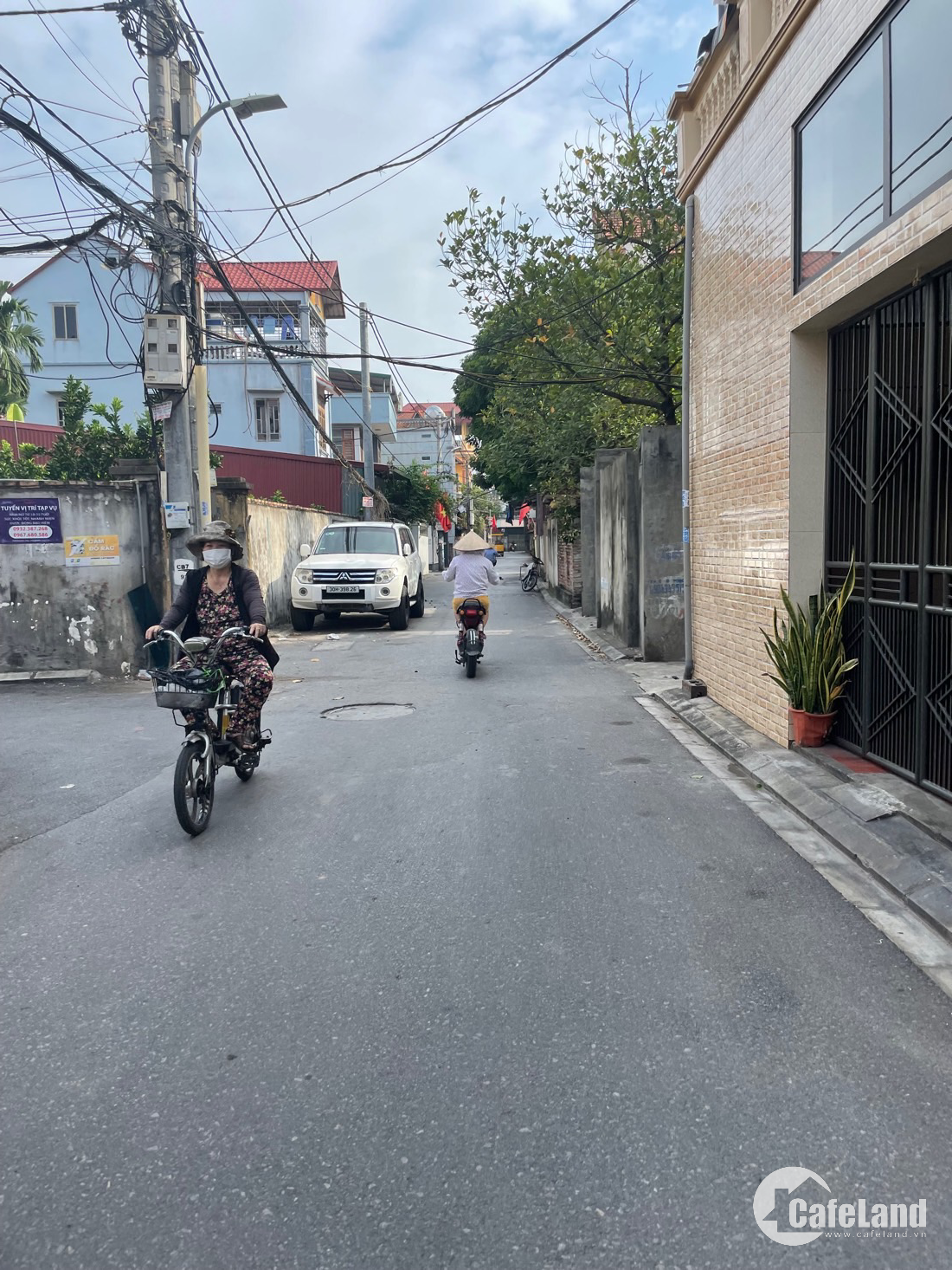 Cần bán nhanh 60m2 đất thôn Hội- Cổ Bi, giá 66tr/m2, đường ô tô