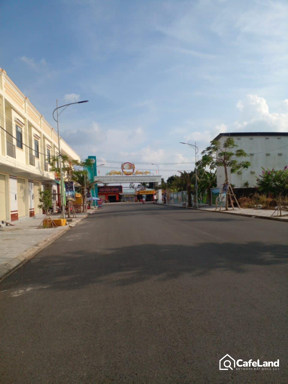 Bán nền gần chợ giá 450triệu, 103m2