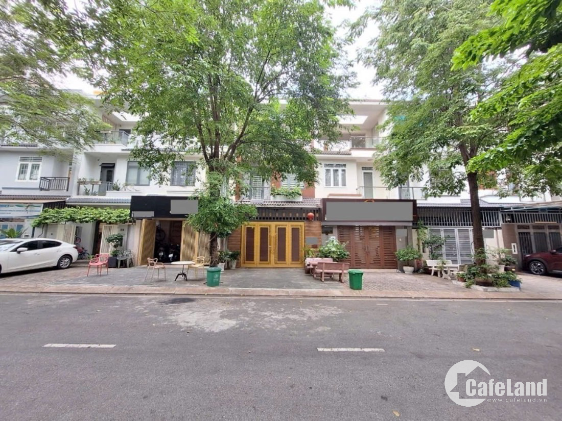 Nhà phố KDC HimLam Phú Đông, gần chợ Việt Lập, 1 trệt 3 lầu hoàn công 1309 Dĩ An