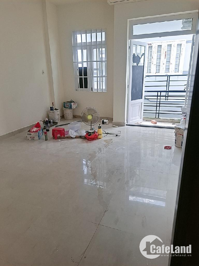 Nhà mặt tiền Hoàng Minh Đạo, chợ Nhị Thiên Đường, phường 5 cần bán giá chỉ 8 tỷ.