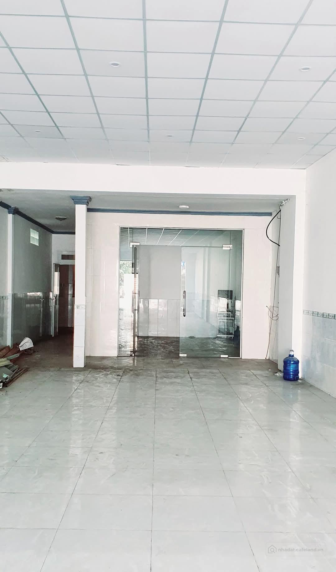 Bán nhà mặt tiền Bùi Văn Hòa giá rẻ 