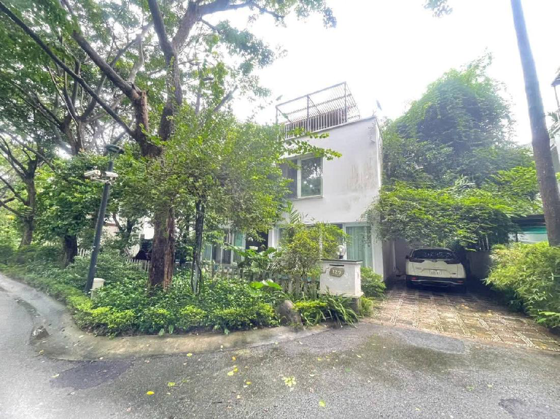 ECOPARK, VƯỜN MAI: 324m - 3T - Mt: 10m - 70 Tỷ - BIỆT THỰ ĐẸP - NỘI THẤT XỊN
