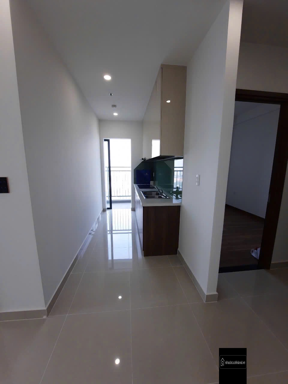 Căn góc 2PN2WC - 69m2 - Giá 3.95 tỷ - Tầng 8 - Q7 Riverside Complex