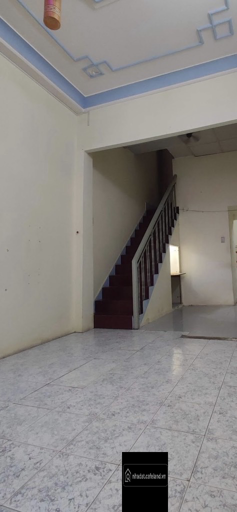Ngang 3.1m nở 3.25m, 57m2, hẻm trước nhà 4m. Gần mặt tiền đường. Đang cho thuê 