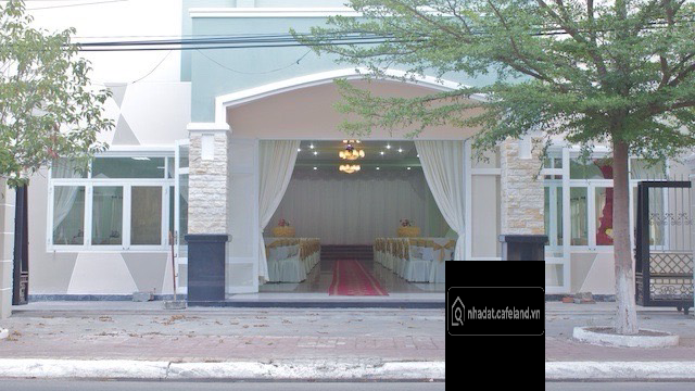 Bán khách sạn 20 phòng MT 95m Võ Thị Sáu, Long Hải, Long Điền, Bà Rịa Vũng Tàu