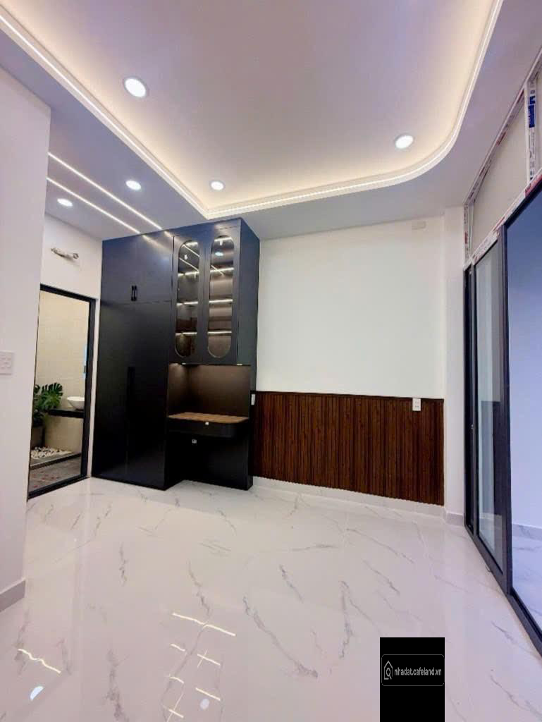 Nhà HXH Bình Tân, 4 tầng, 40 m2, Giá 4,75 tỷ 