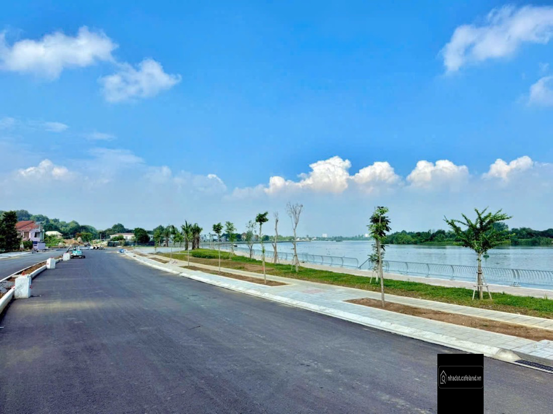 -Bán Đất 2 Mặt Tiền Trước Sau Đường Bờ Kè View Sông Bửu Long - Biên Hoà 