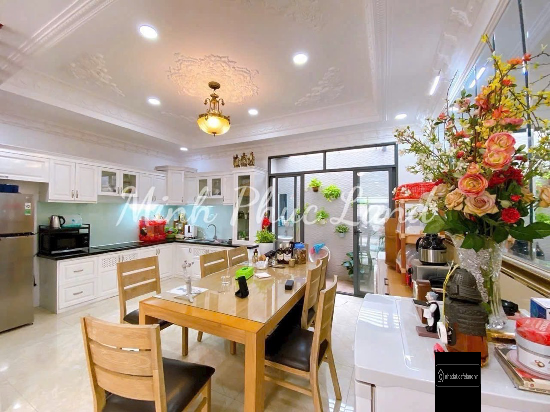 BÁN BIỆT THỰ MINI -NGANG 8M- DTS 310m2 -NGUYỄN THỊ THẬP– CẠNH PHÚ MỸ HƯNG QUẬN 7