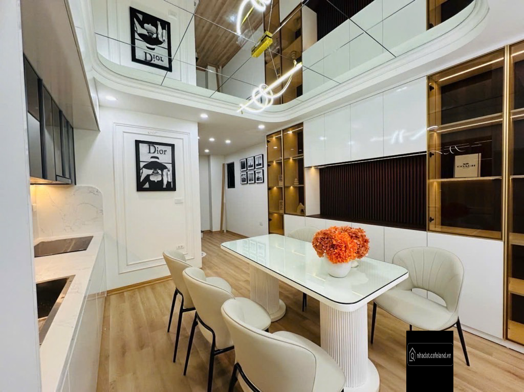  BÁN NHÀ LÔ GÓC – CÁCH Ô TÔ 2M – CÓ THANG MÁY – DIỆN TÍCH SỬ DỤNG 60M²