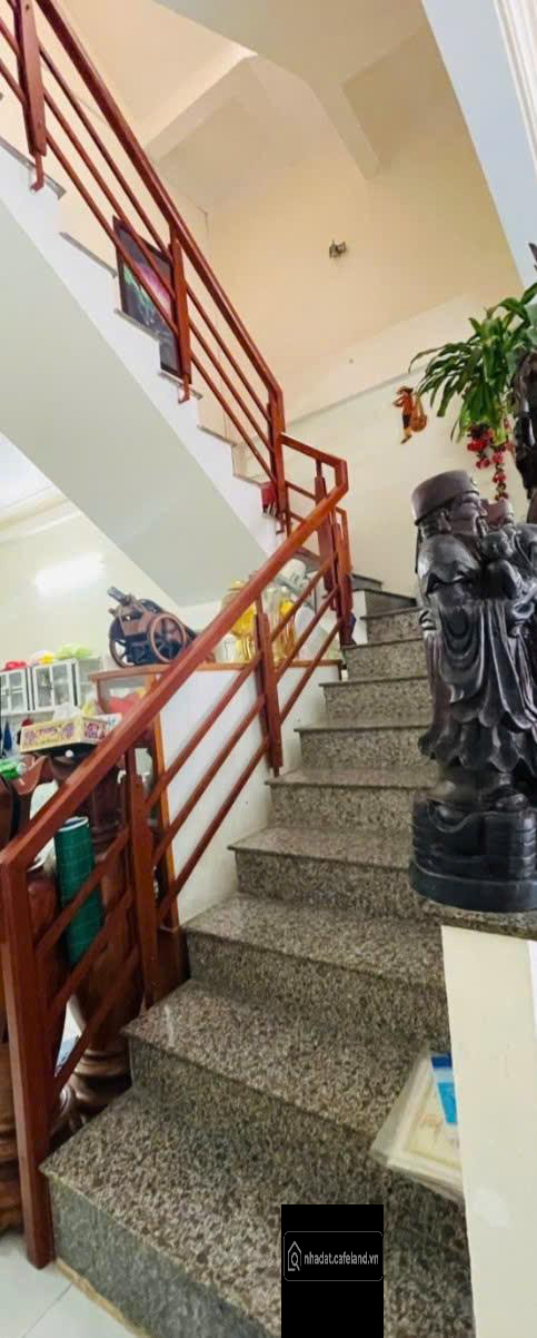  NHÀ 2 MÊ  BTKC – KIỆT NHỰA Ô TÔ – NGUYỄN PHAN VINH- 130m² –Ngang 5m - Nở Hậu