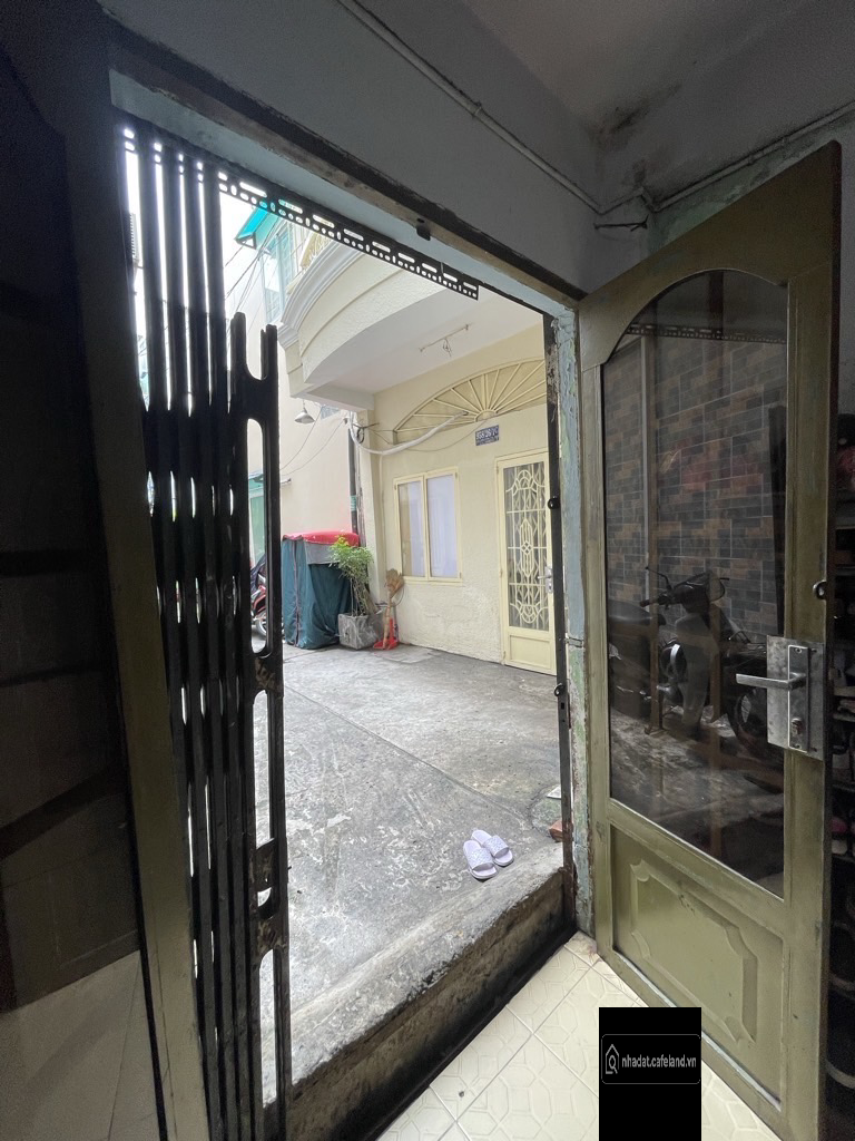 ngang 6m, tóp 3.7m, 57m2, 3pn2wc. Nhà cũ. Hẻm trước 4m, sau 3.5m. Pháp lý chuẩn 