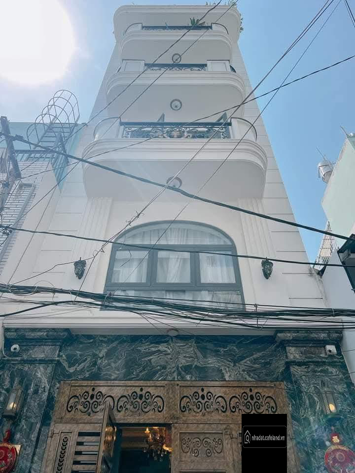 Mặt đường số ngay Vĩnh Hội - nhà đẹp 5 tầng - ngang đến 5m. Chỉ 10,5 tỷ