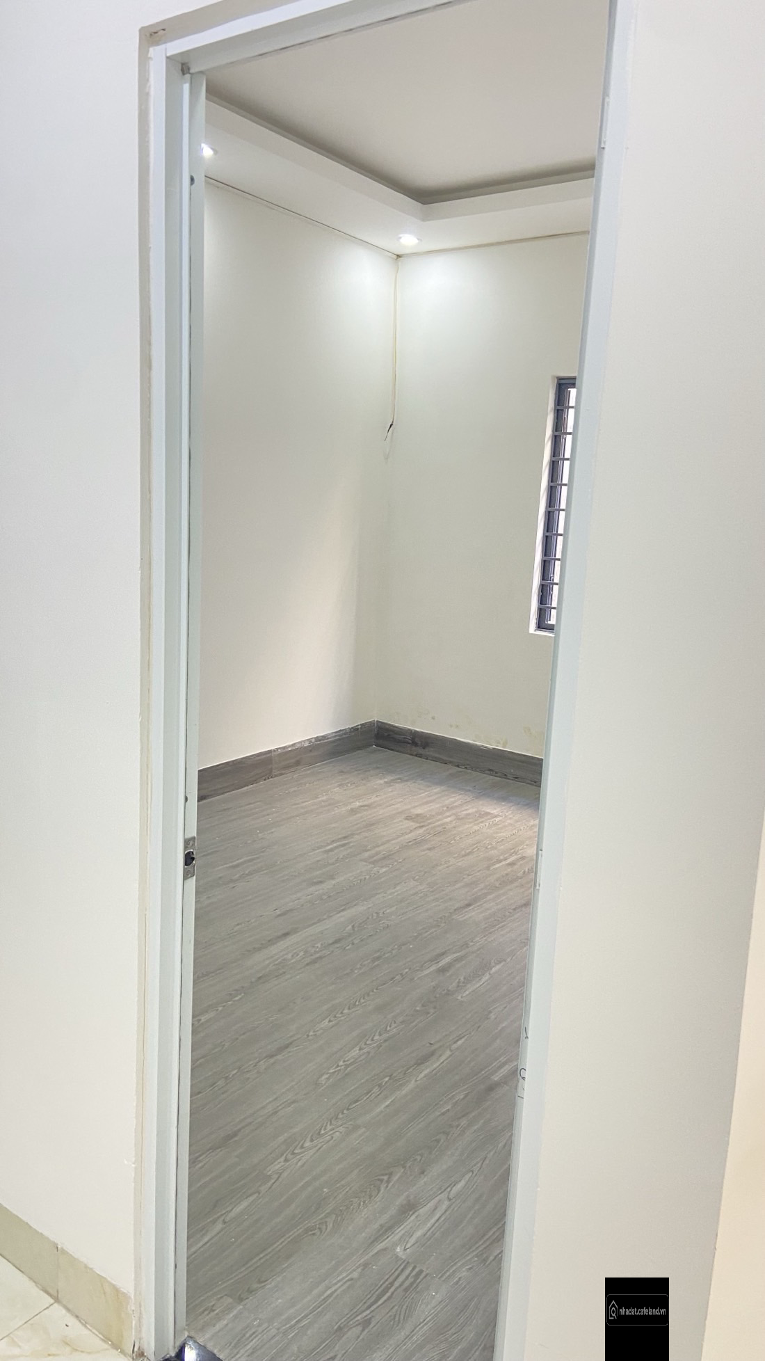 BÁN NHÀ 2 TẦNG – ĐƯỜNG NGÔ CHẤN LƯU
Diện tích: 70m² – Kiệt ô tô 4m thông Tô Hiệu