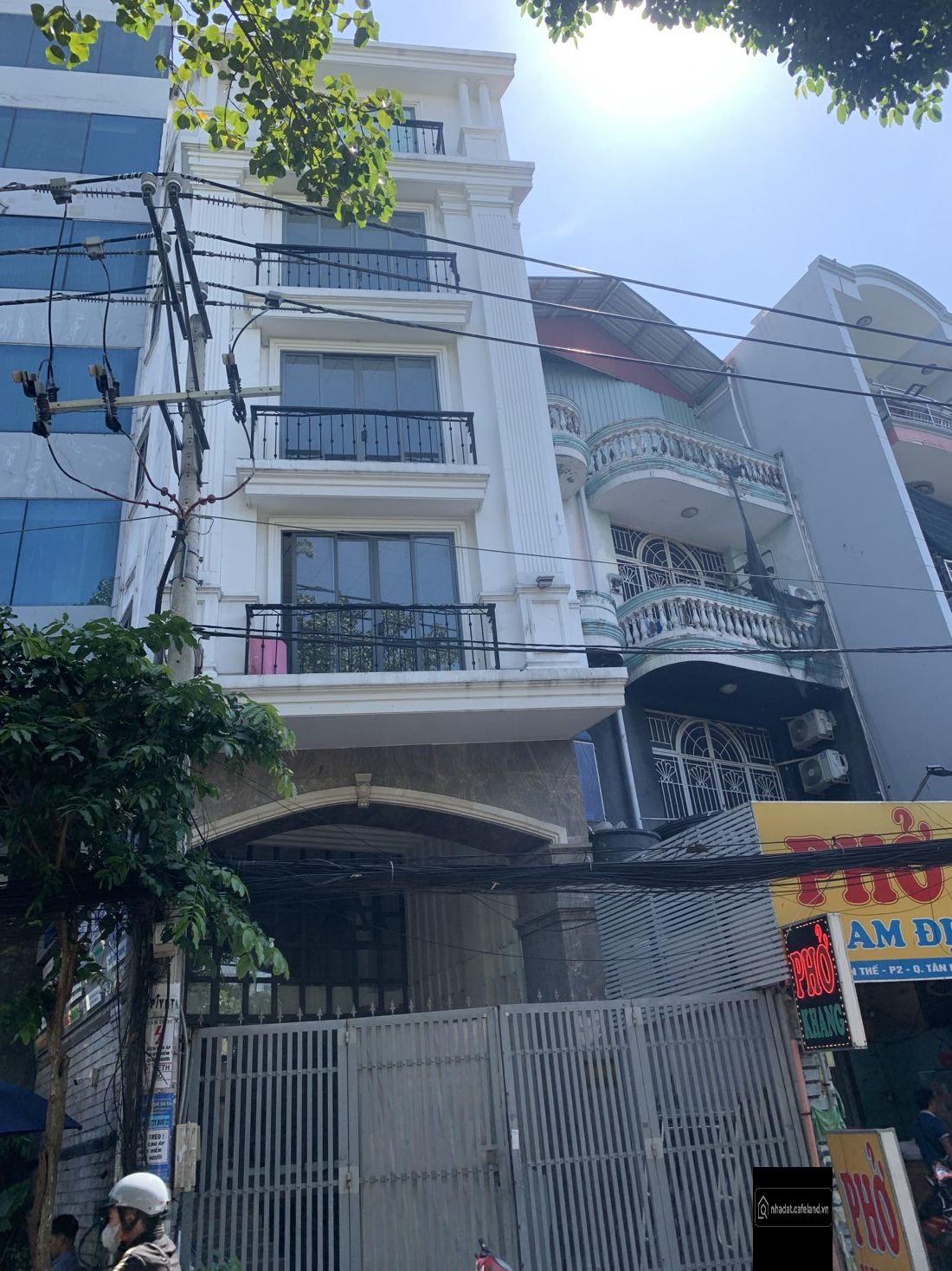 CHO THUÊ TÒA NHÀ ĐẸP – TRỤC 52 YÊN THẾ, P.2, TÂN BÌNH