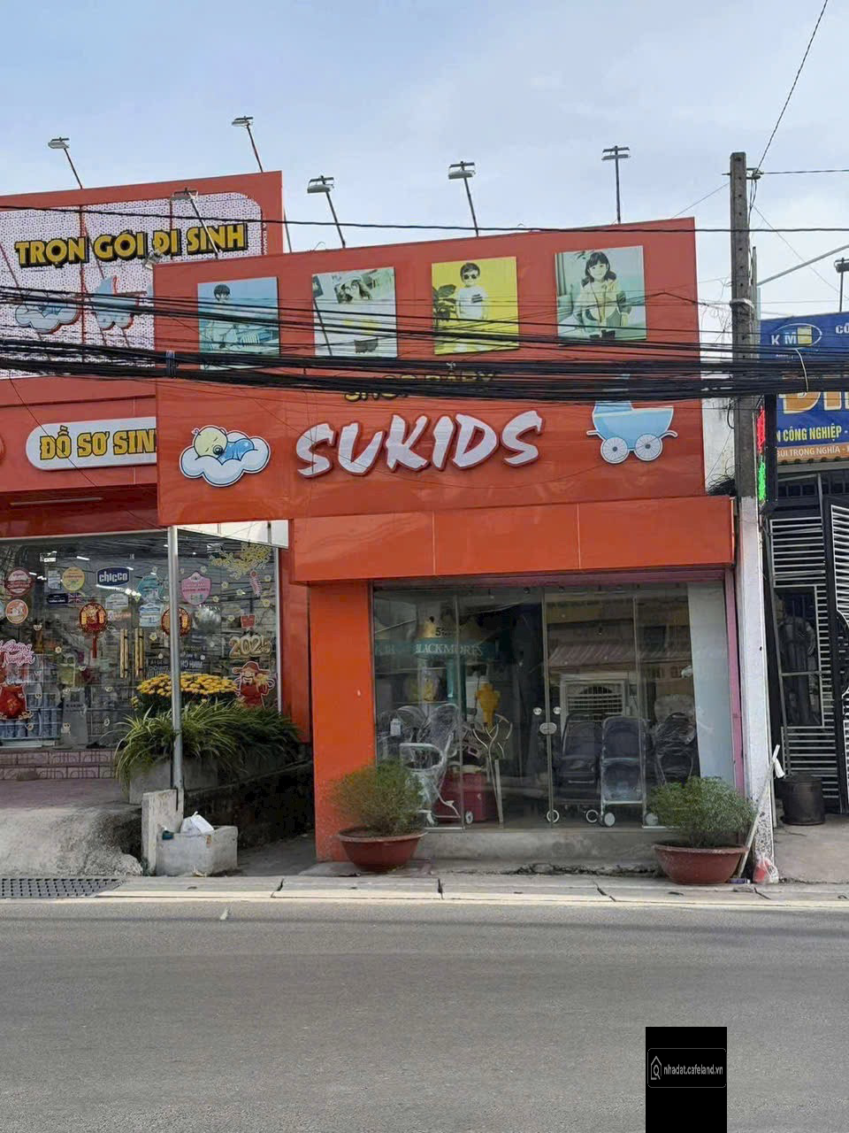 — Chính chủ gửi Căn Nhà mặt tiền  + 7 Phòng trọ  kinh doanh  Bùi Trọng Nghĩa ! Đ