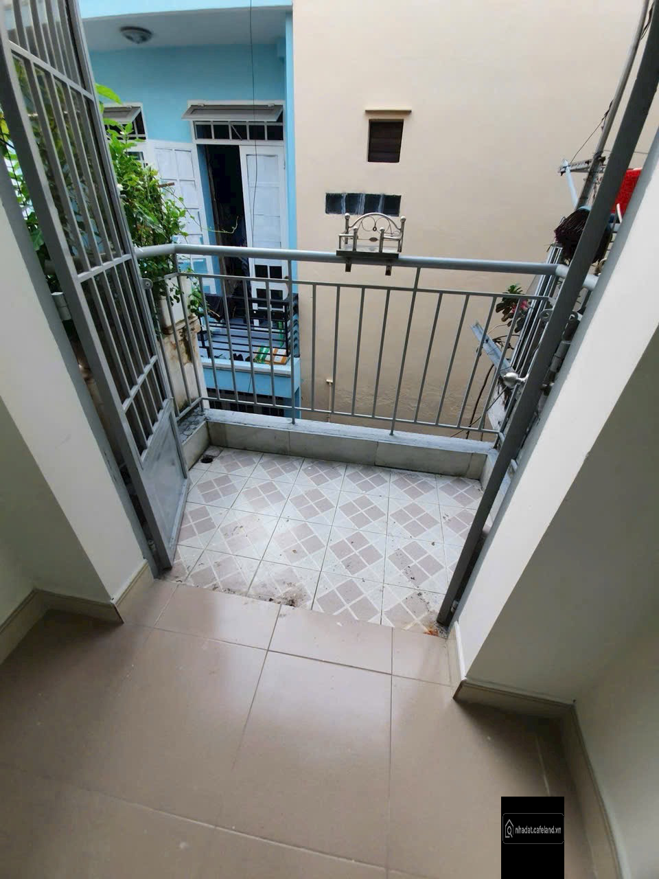bán nhà 10m2, 2 lầu , 2pn Bình Thạnh 