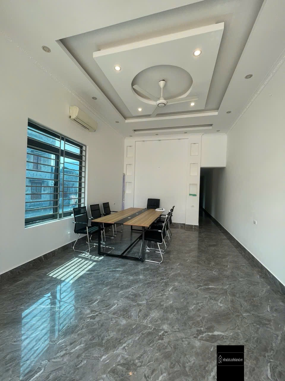  BÁN NHÀ 2 MẶT TIỀN VIP ĐƯỜNG LẠC LONG QUÂN - TRÀ CỔ, ĐỐI DIỆN LONG BEACH LUXUR