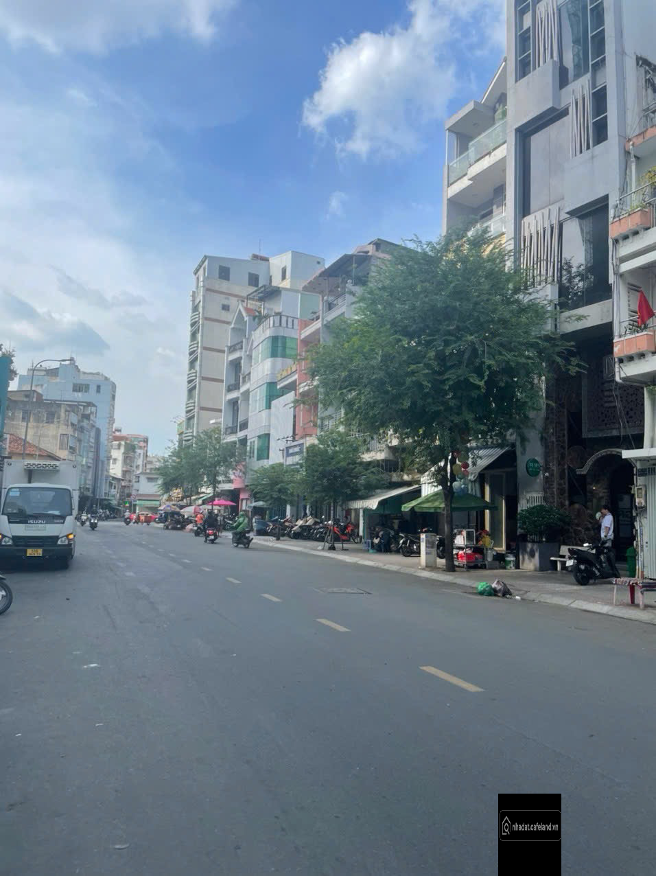 BÁN GẤP NHÀ MT ĐÊ THÁM Q1 GIÁ ĐẦU TƯ CHỈ 35 TỶ