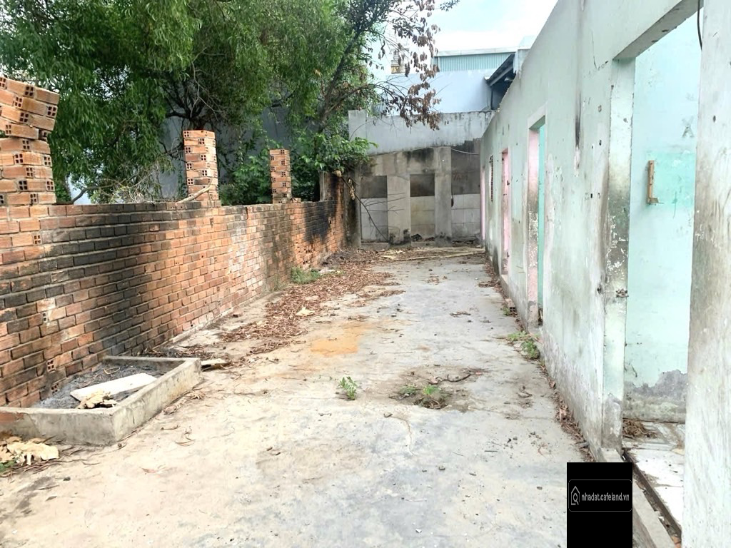 Bán gấp ,mặt tiền đường 835m2 full thổ cư, Nguyễn Văn Cự , Tân Tạo .