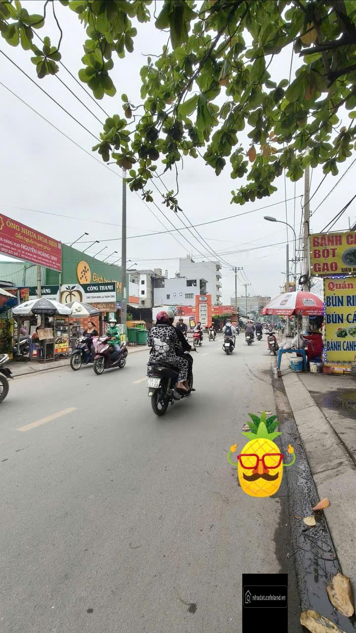 Bán lô đất đẹp 1800m2 mặt tiền KD tiềm năng đi tắt Quốc lộ 1A vào Trung tâm HCM