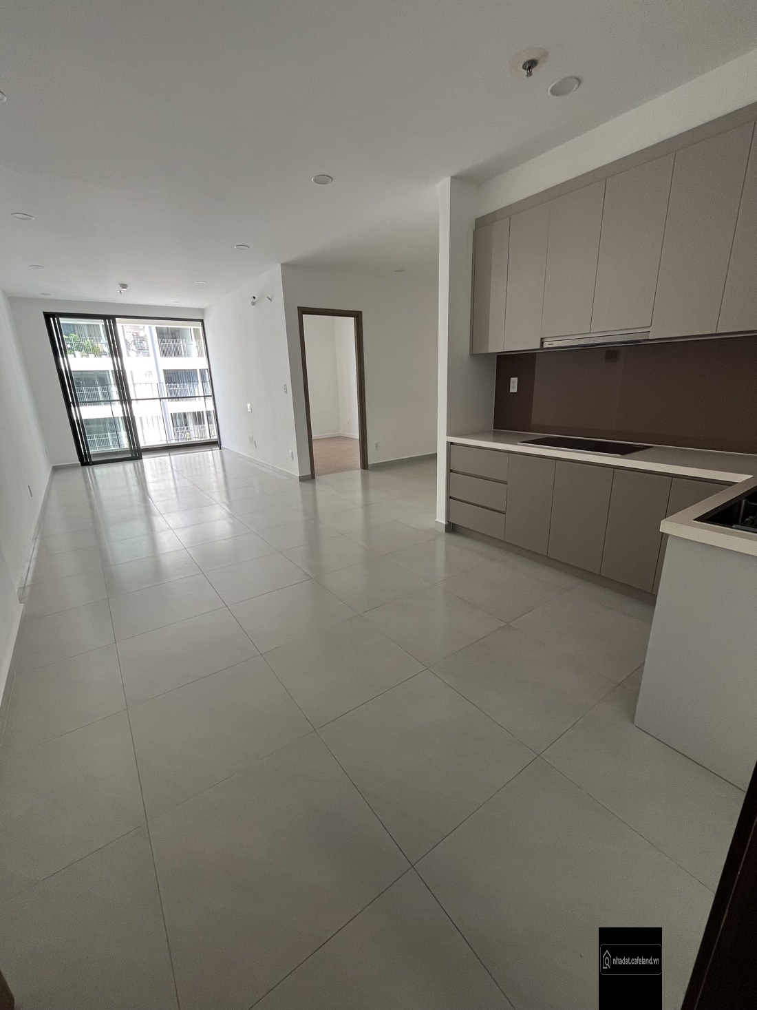 65m2 - Giá 3.28 tỷ - 1+1PN1WC view trung tâm Thủ Đức, MT Eastmark Q9