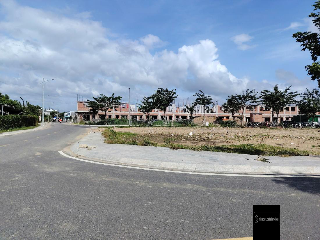 LÔ GÓC 120m² – 2 MẶT TIỀN – VỊ TRÍ KINH DOANH ĐẸP TẠI MK CENTRAL CITY