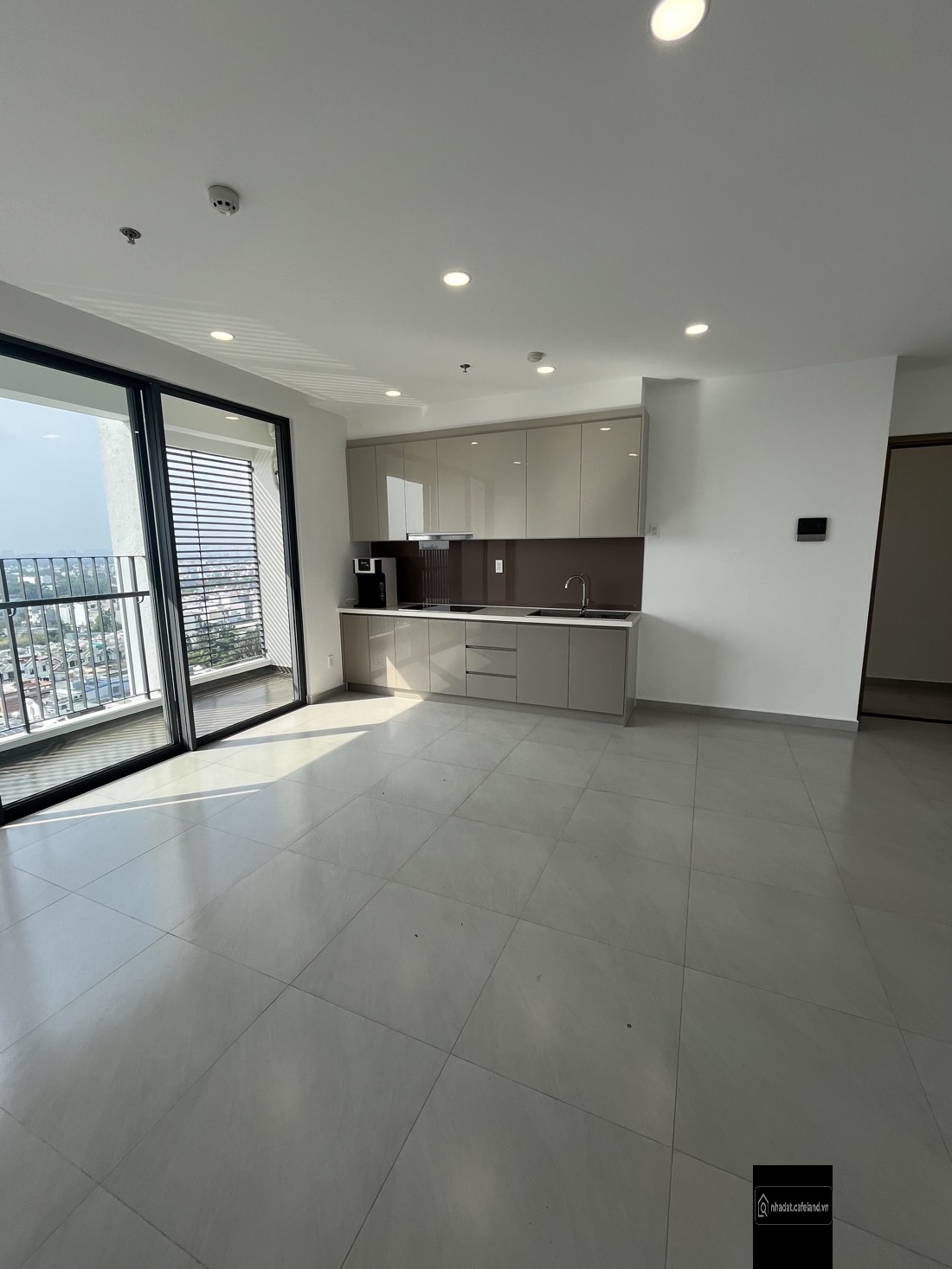 Căn góc 100m2 - Giá 5.26 tỷ tặng 360 triệu - Sổ hồng 3PN3WC, MT Q9