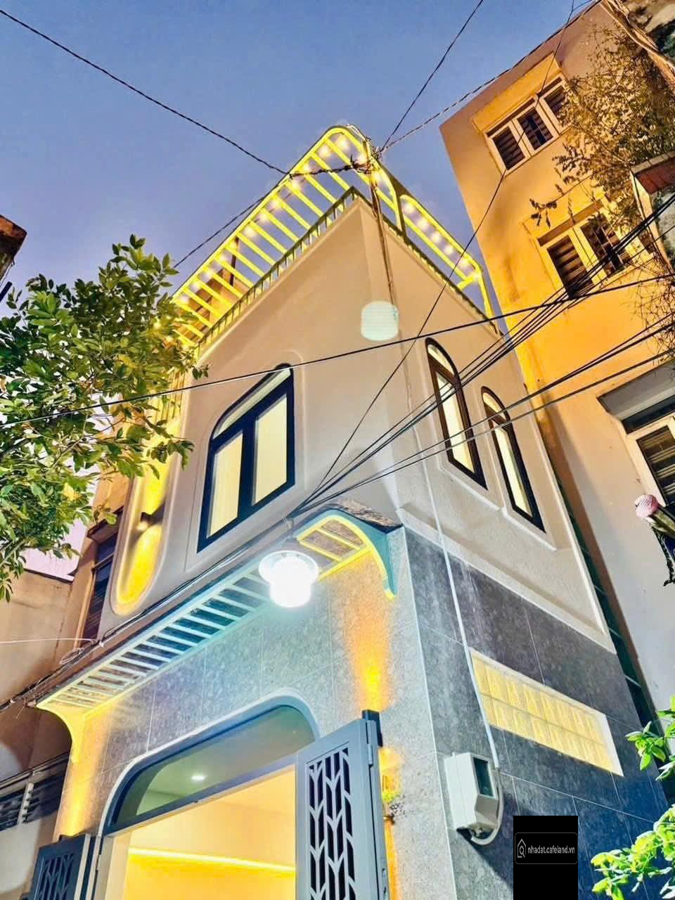 Ngay Ngô Tất Tố - căn góc lung linh 2PN full nội thất. Chỉ 4,58 tỷ