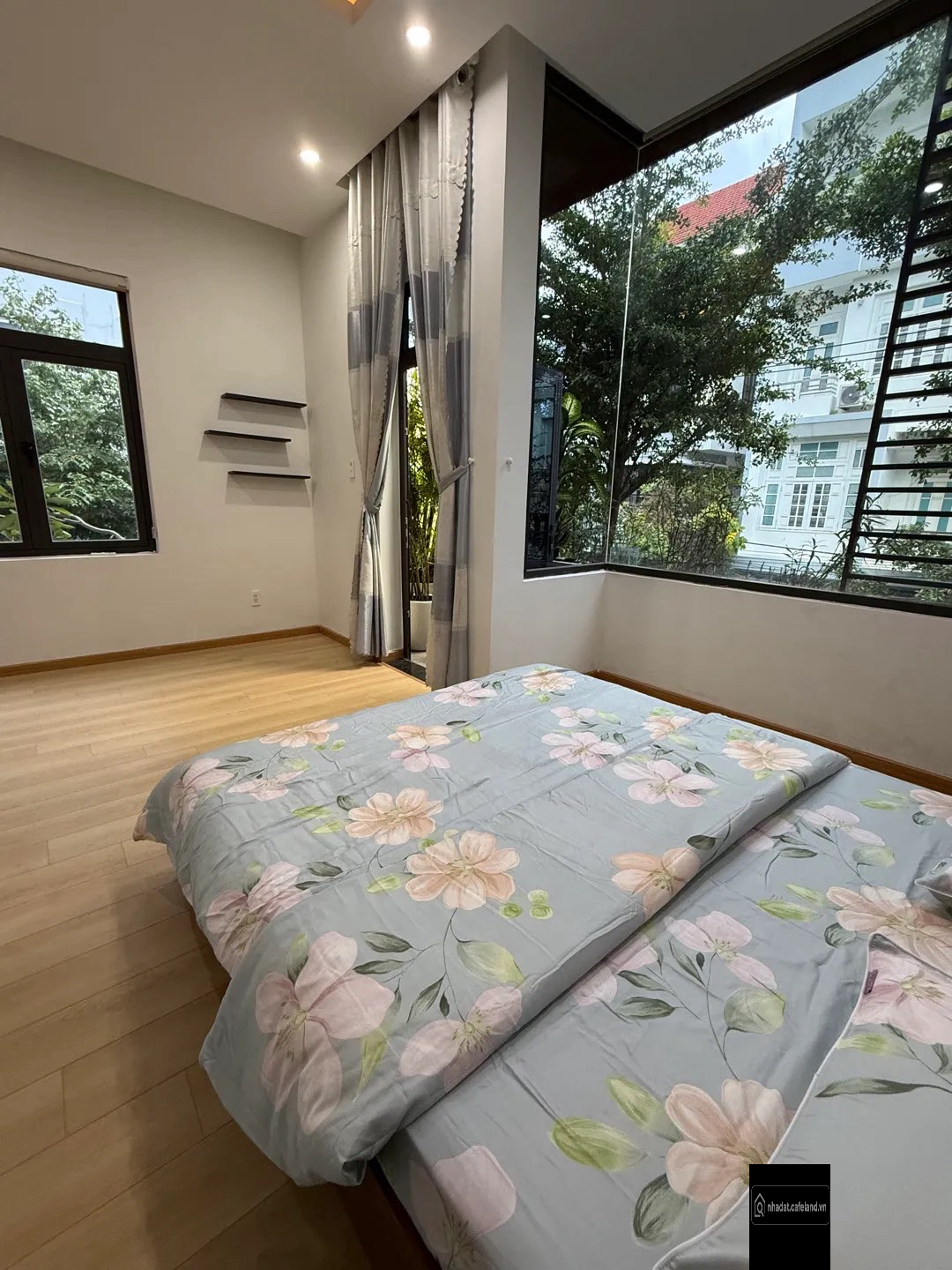  NHÀ 3 TẦNG LÔ GÓC – SÁT ĐƯỜNG THĂNG LONG – GẦN SIÊU DỰ ÁN MASSTERRI