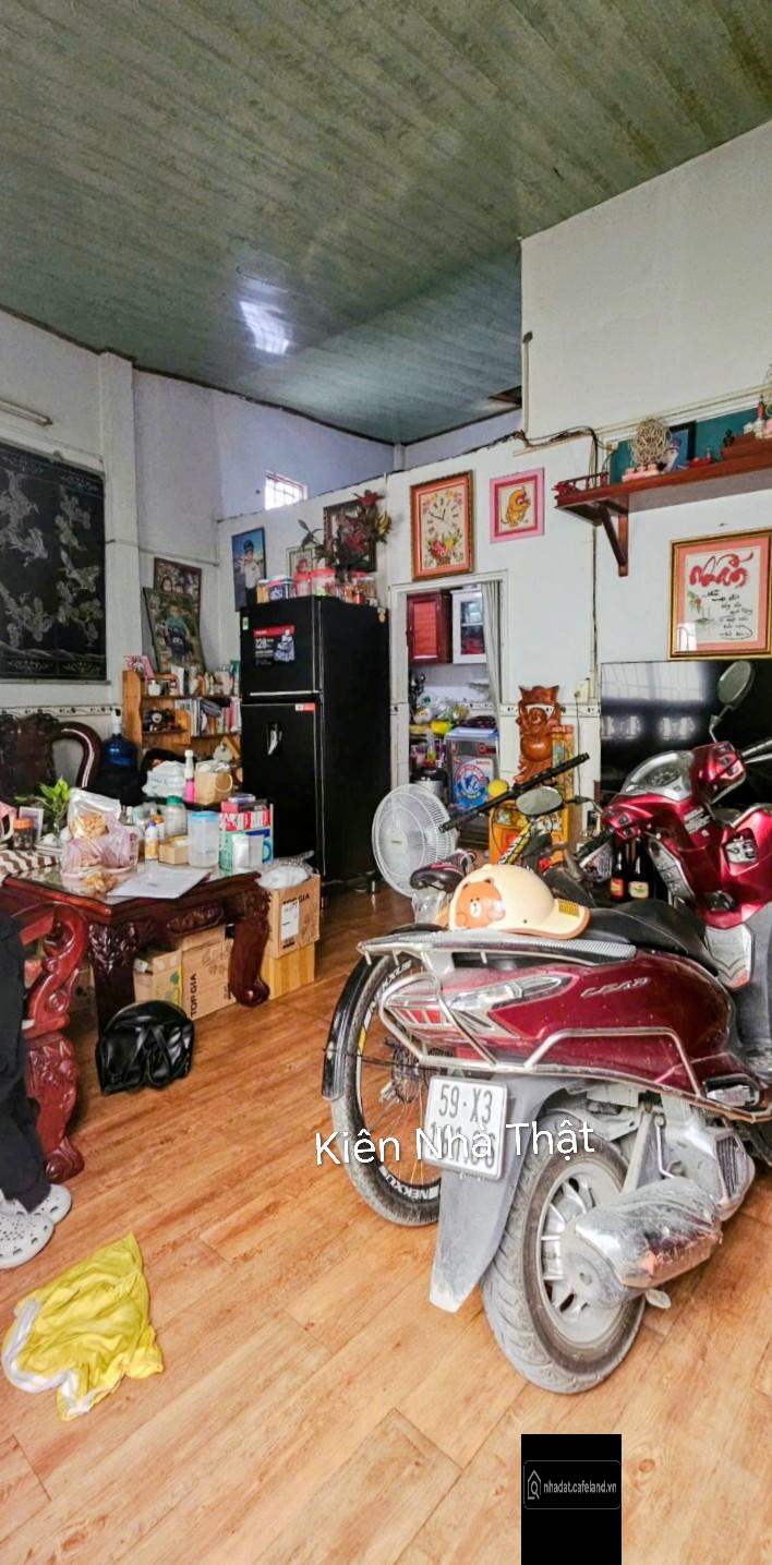 Nhà Trường Thọ, Thủ Đức, 47m2, SHR, tiện ích bao quanh, giá chỉ 3t25
