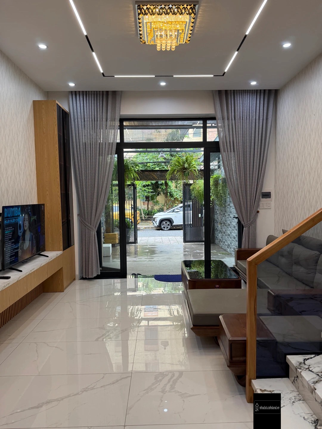 SIÊU PHẨM HOA HẬU ĐÓN TẾT 2026 - NƠ TRANG LONG TRUNG TÂM ĐÀ NẴNG