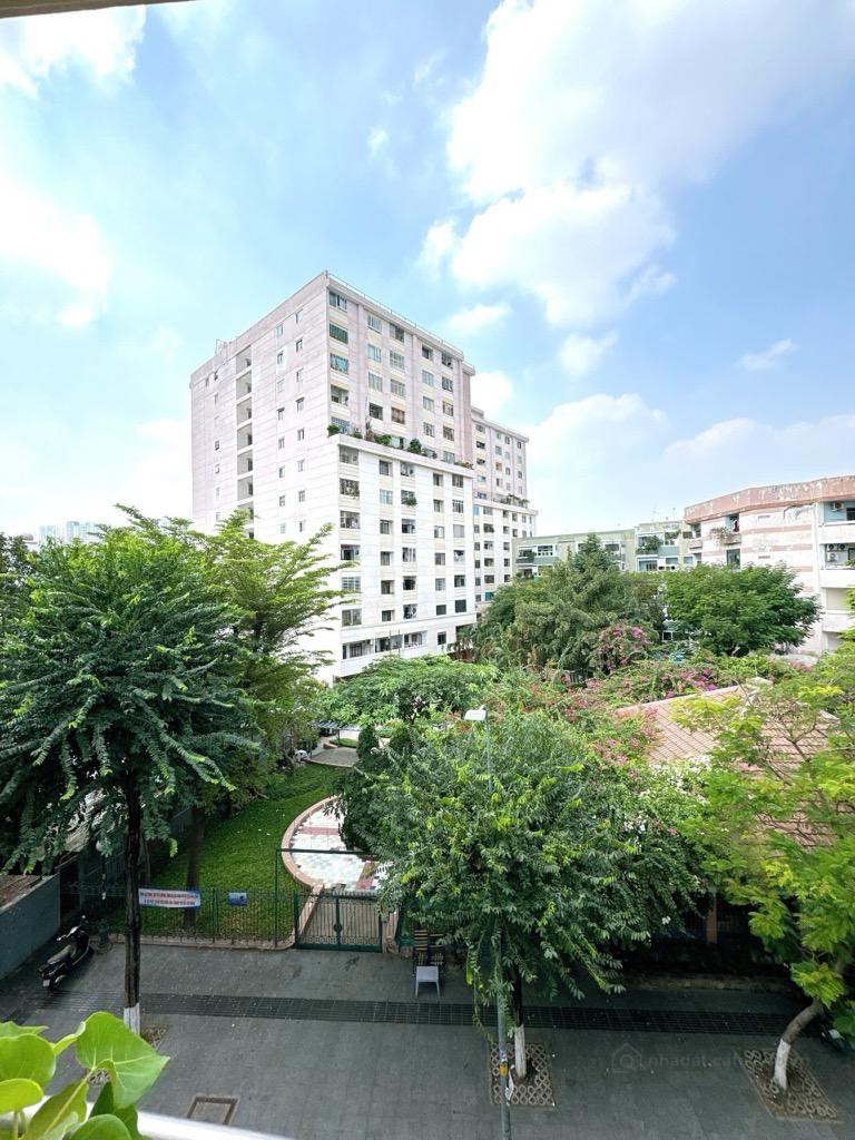 Nhà 68 m2, 4 tầng, mặt tiền đường số view công viên. 18,5 tỷ