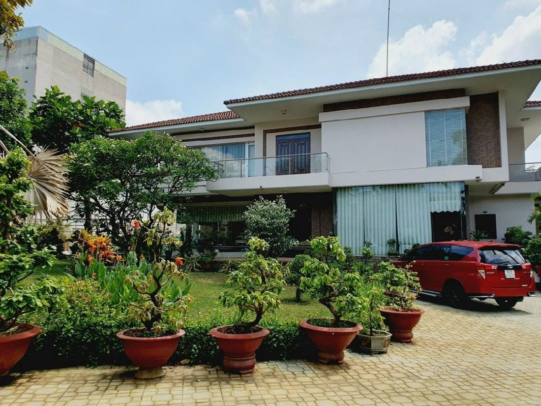 QUẬN 12, DINH THỰ 2 TẦNG HÀ HUY GIÁP, DT 1773m2 KV 40x45m, CHỈ 75 TỶ