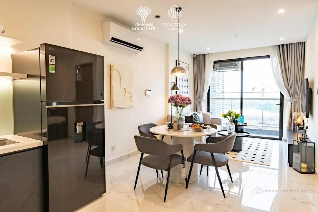 Vinhome Grand Park quận 9 căn giá tốt vị trí đẹp gần TTTM vincom 2 tỷ 240 triệu
