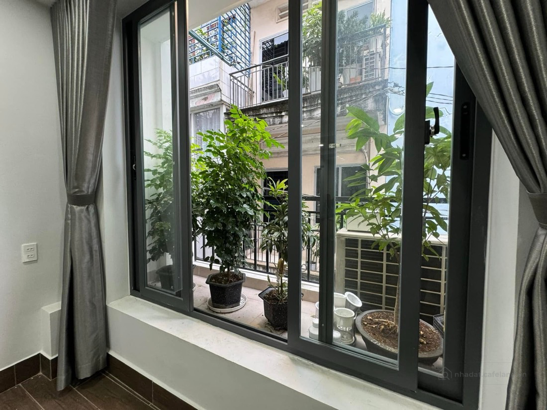 Chủ nhà cần tiền Bán Gấp nhà Dương Quảng Hàm Dt 60m2, 3Tỷ4 SHR