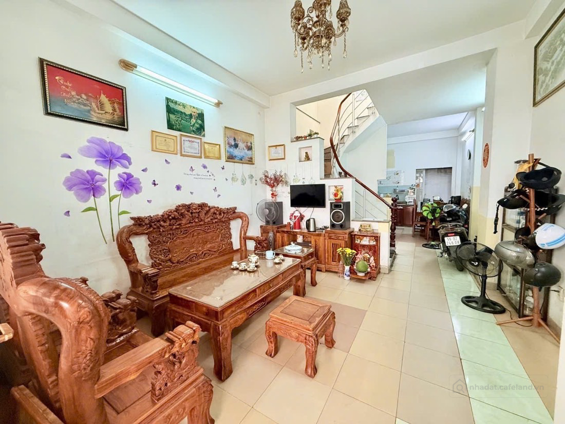 NHÀ TÂN KỲ TÂN QUÝ - 57M2- 3 TẦNG - Ô TÔ VÀO TẬN CỬA- GIÁ NHỈNH 6 TỶ.
