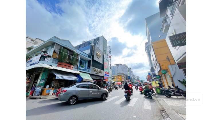 Bán nhà mặt tiền Tân Hương, 155m², 1T2L, gần chợ, kinh doanh đỉnh, chỉ 14 tỷ TL