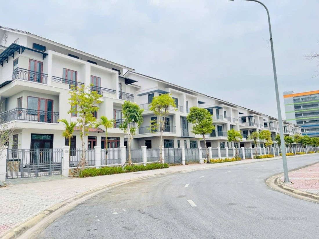 nhà phố vùng ven đô - giá tốt - hiện đại 