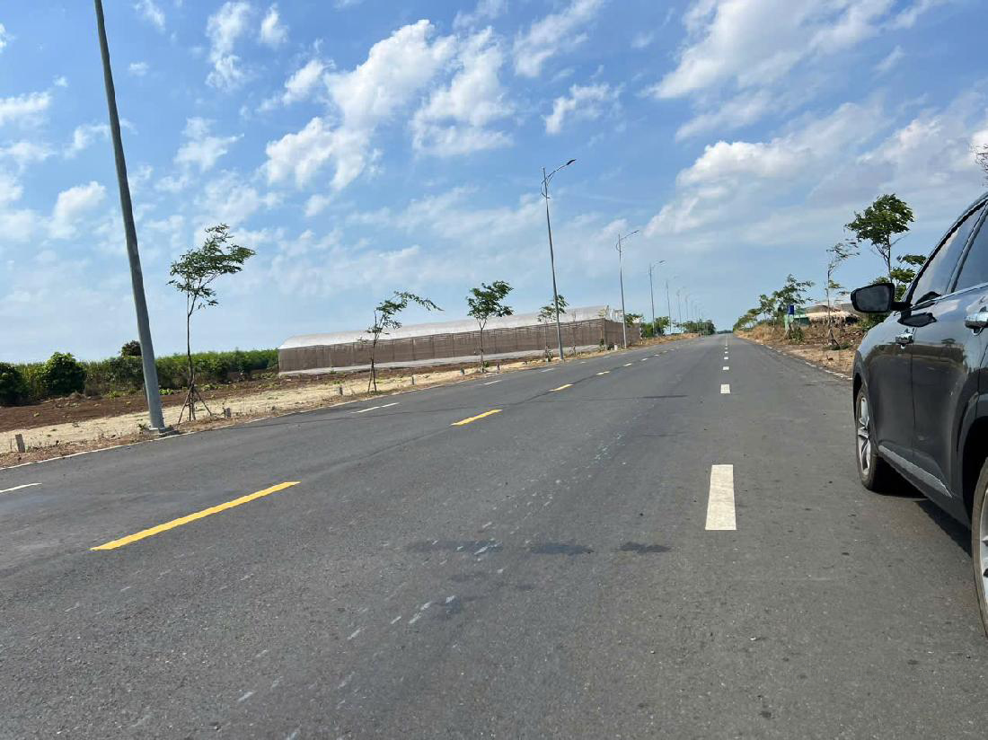 BÁN MẶT TIỀN ĐƯỜNG 997 GẦN KCN ĐẤT ĐỎ GIÁ F0, CÁCH QL55 CÓ 4km LH 0979976979