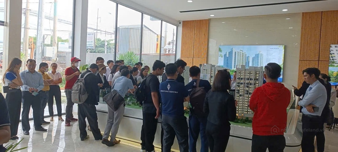 Căn Hộ Đa Trung Tâm Mặt Tiền Quốc Lộ 1A Gần Kề Chợ Bình Chánh Giá Rẻ