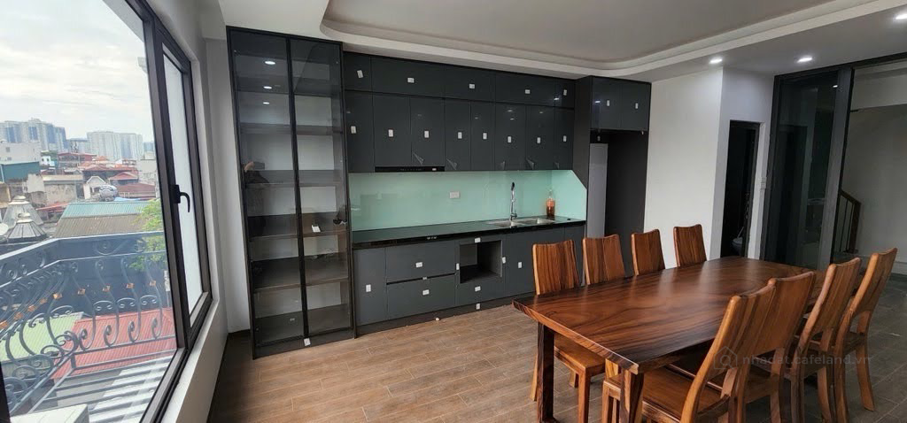 NHÀ 8 TẦNG THANG MÁY MỚI XÂY KHƯƠNG TRUNG KINH DOANH Ô TÔ ĐỖ CỬA