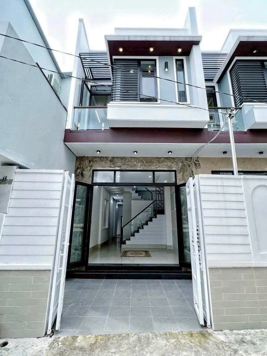 Bán nhà cho con phẫu thuật ở Bình Chánh 1tỷ200tr-dt 97,9m2 1T1L 2PN 2WC
