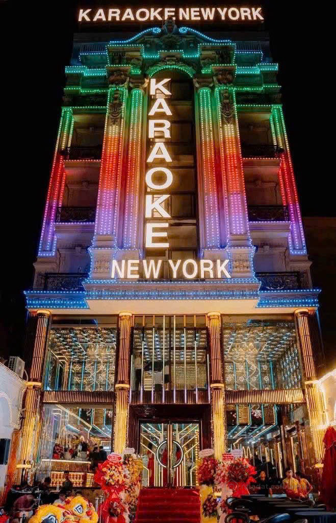BUILDING KARAOKE CÓ 40P, KC 1H,8 TẤNG GIÁ 115 TỶ