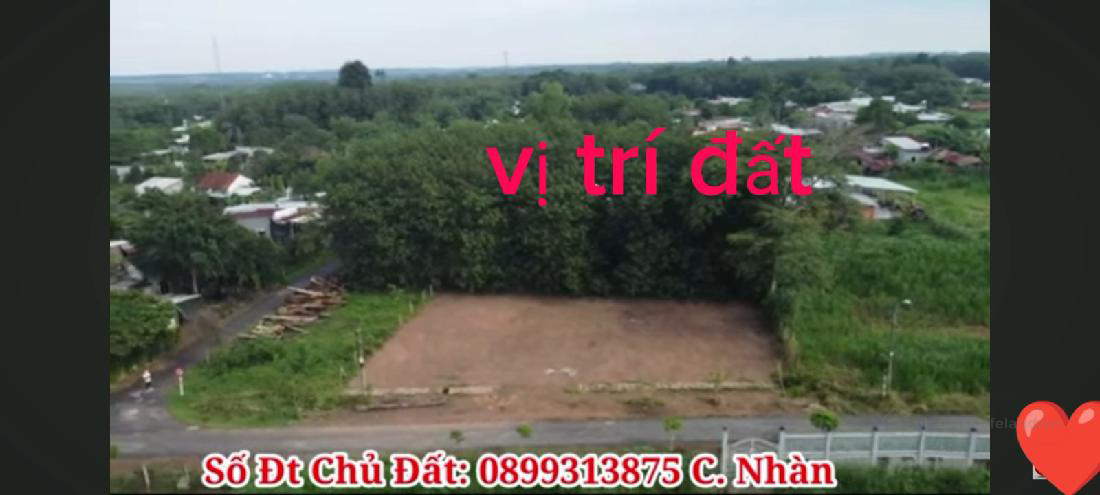 một vị trí khá lý tưởng và một bằng to lớn, cách trường học 100m cái trường học