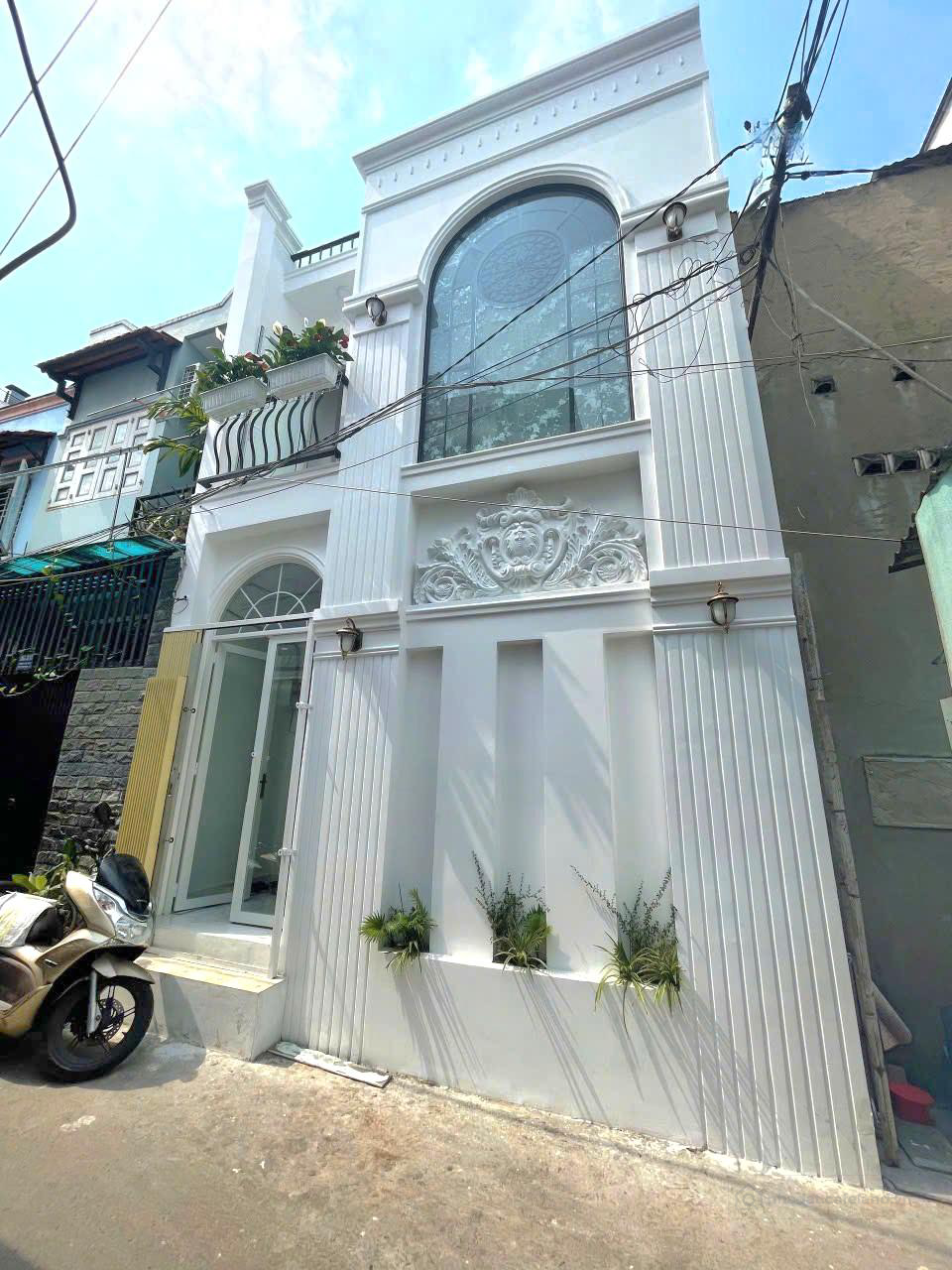 Chỉ 4,8 tỷ - nhà đẹp 3PN - 46m2 (4,8 x 9,6) - ngay 1xx Huỳnh Tấn Phát