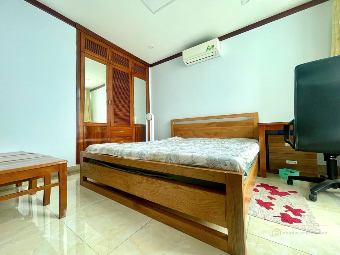 Cần bán căn hộ chung 95 m2 , 2 PN, 2 WC