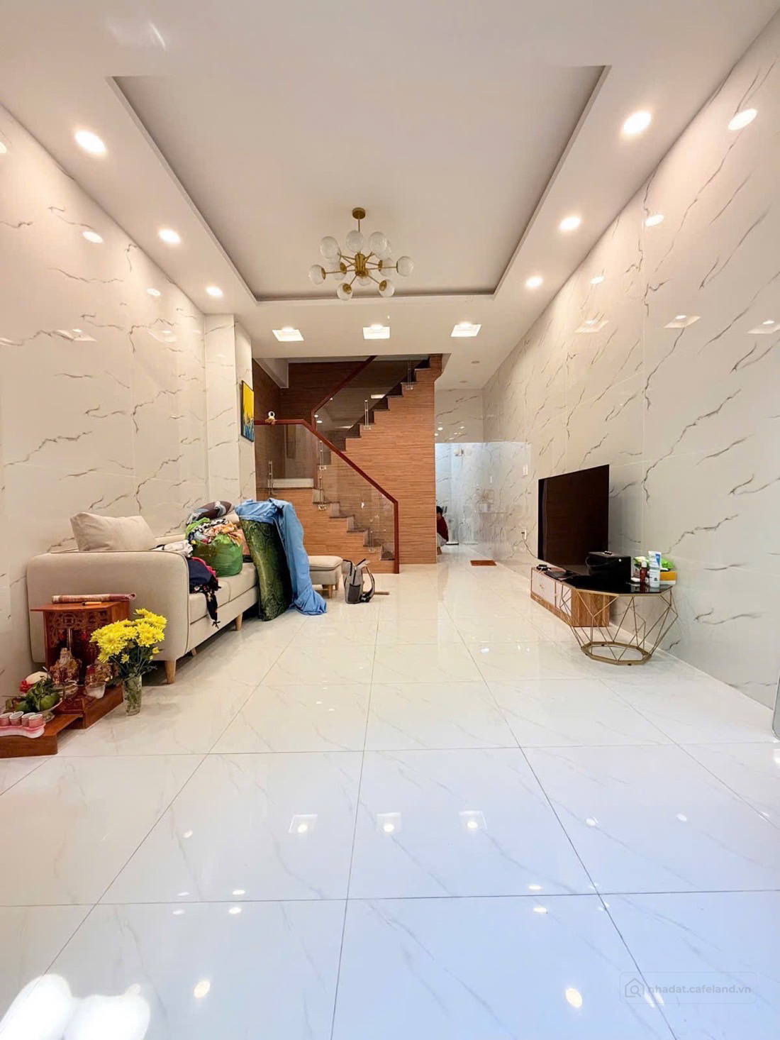 NHÀ 2 TẦNG GẦN CV LÀNG HOA 60M2 HẺM Ô TÔ 4x15M ĐẸP Ở NGAY