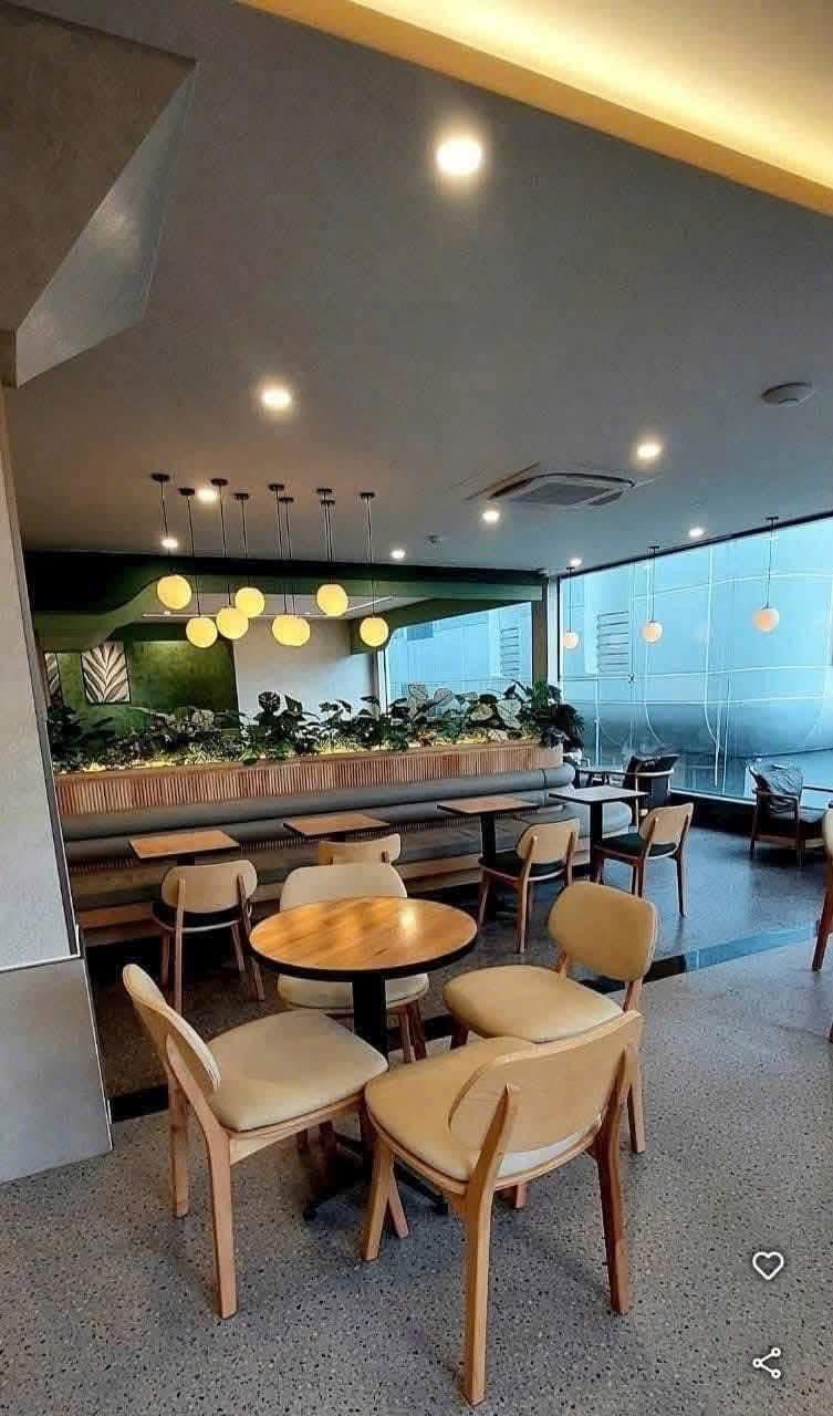 Siêu phẩm tại Nha Trang 100 tỷ có gì ạ