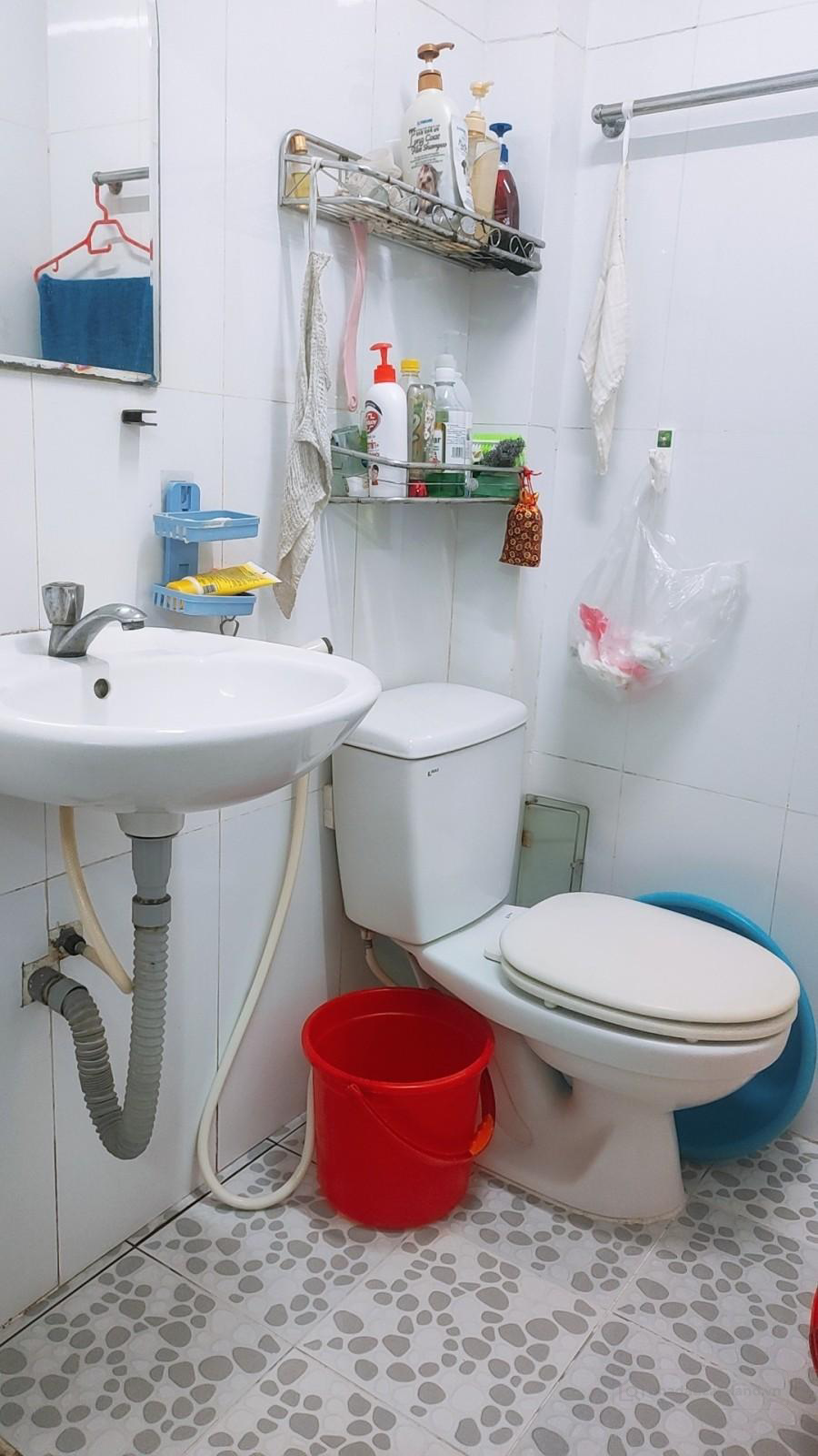 HẺM XE HƠI ĐỖ CỬA XVNT BÌNH THẠNH, 34M2 2 LẦU 2PN SỔ VUÔNG, CHÍNH CHỦ LÂU NĂM.