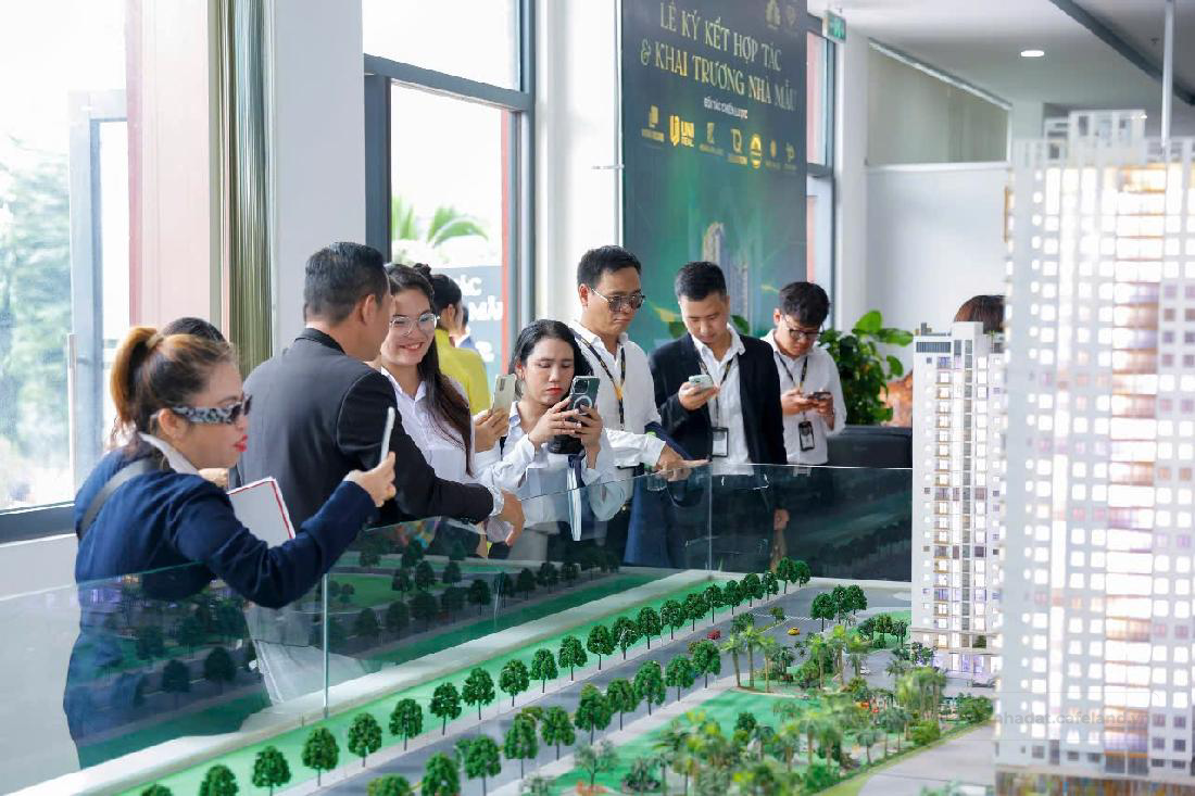 CHUNG CƯ MINH QUỐC PLAZA . Mặt tiền Đại Lộ Mỹ Phước- Tân Vạn,